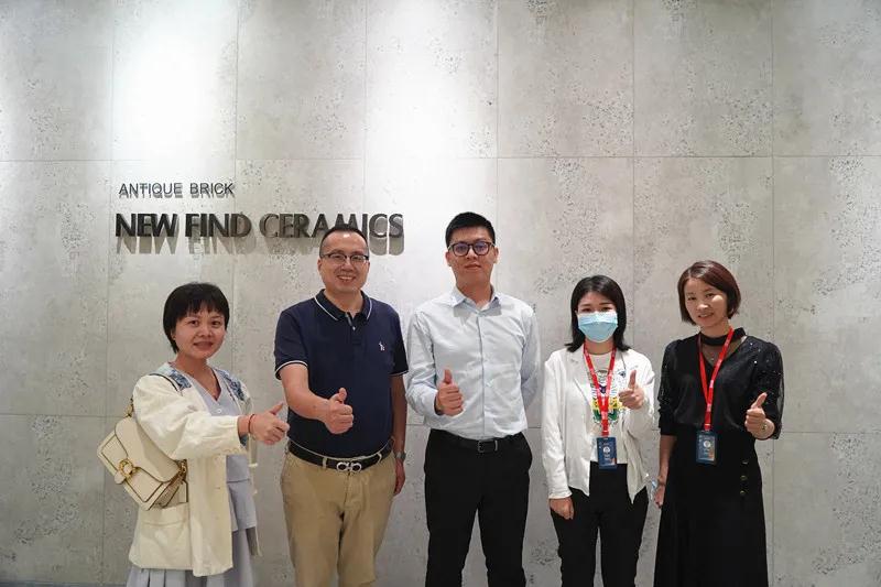 荣誉加冕，助力纽芬特瓷砖再创新辉煌！
